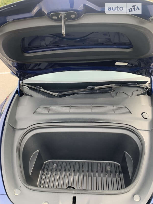 Позашляховик / Кросовер Tesla Model Y 2022 в Львові фото 34 Позашляховик / Кросовер Tesla Model Y 2022 в Львові