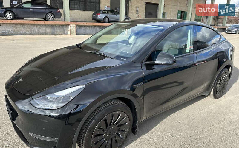 Внедорожник / Кроссовер Tesla Model Y 2021 в Тернополе