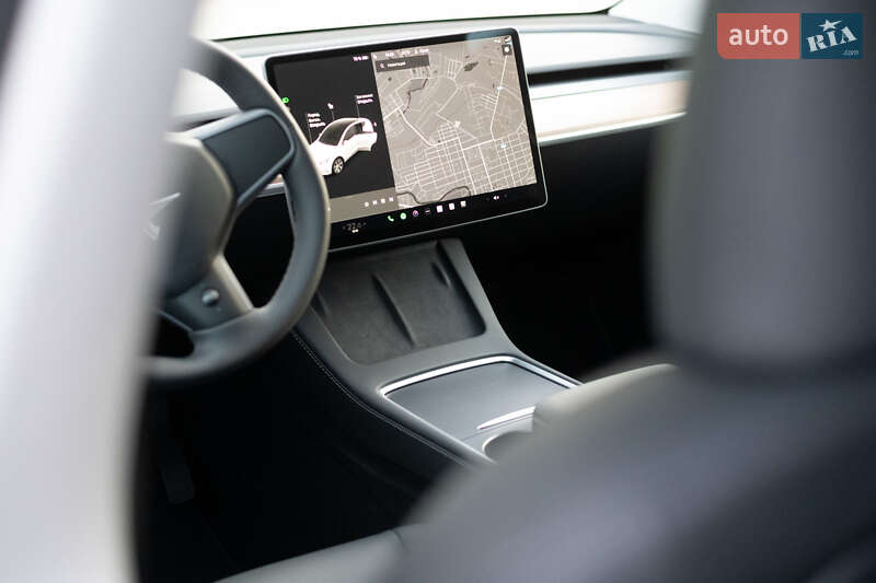 Внедорожник / Кроссовер Tesla Model Y 2023 в Днепре