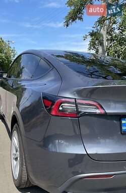 Позашляховик / Кросовер Tesla Model Y 2021 в 