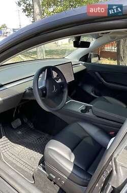 Позашляховик / Кросовер Tesla Model Y 2021 в 