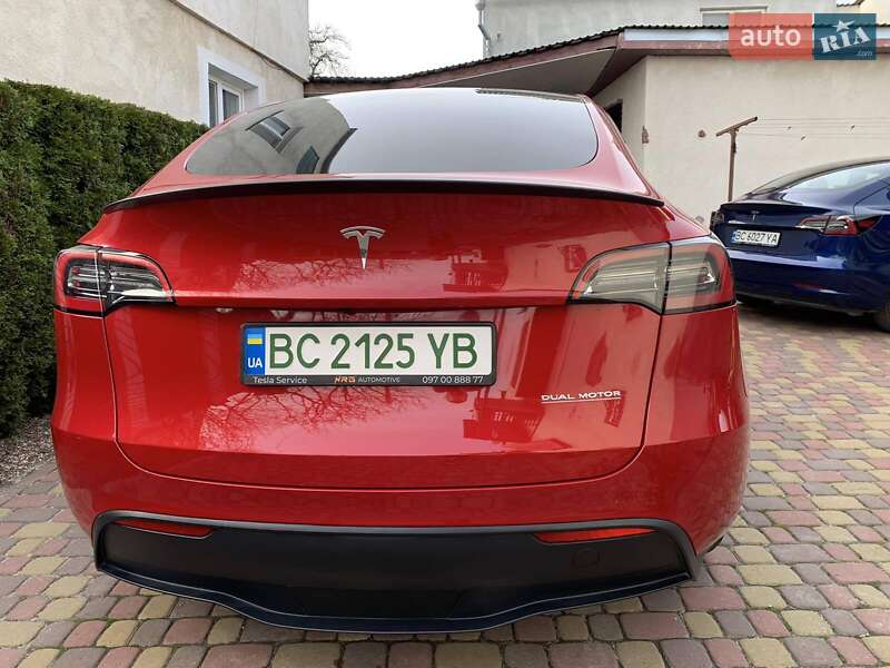 Позашляховик / Кросовер Tesla Model Y 2023 в Львові