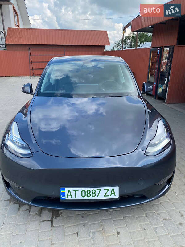 Внедорожник / Кроссовер Tesla Model Y 2021 в Косове