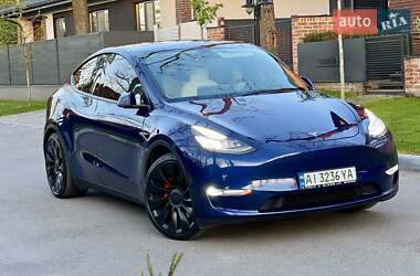 Внедорожник / Кроссовер Tesla Model Y 2020 в Киеве