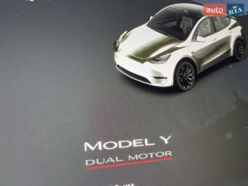 Позашляховик / Кросовер Tesla Model Y 2020 в Києві