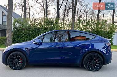 Внедорожник / Кроссовер Tesla Model Y 2020 в Киеве