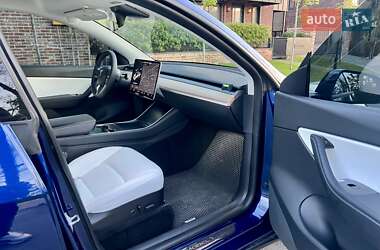 Внедорожник / Кроссовер Tesla Model Y 2020 в 