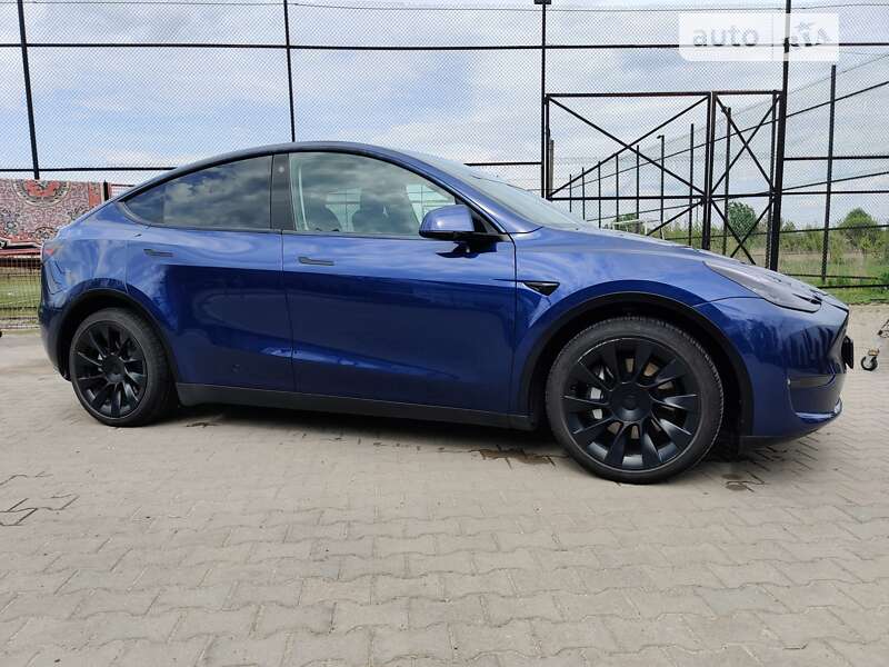 Внедорожник / Кроссовер Tesla Model Y 2022 в Черновцах