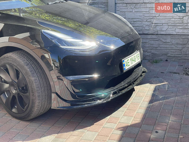 Внедорожник / Кроссовер Tesla Model Y 2023 в Днепре