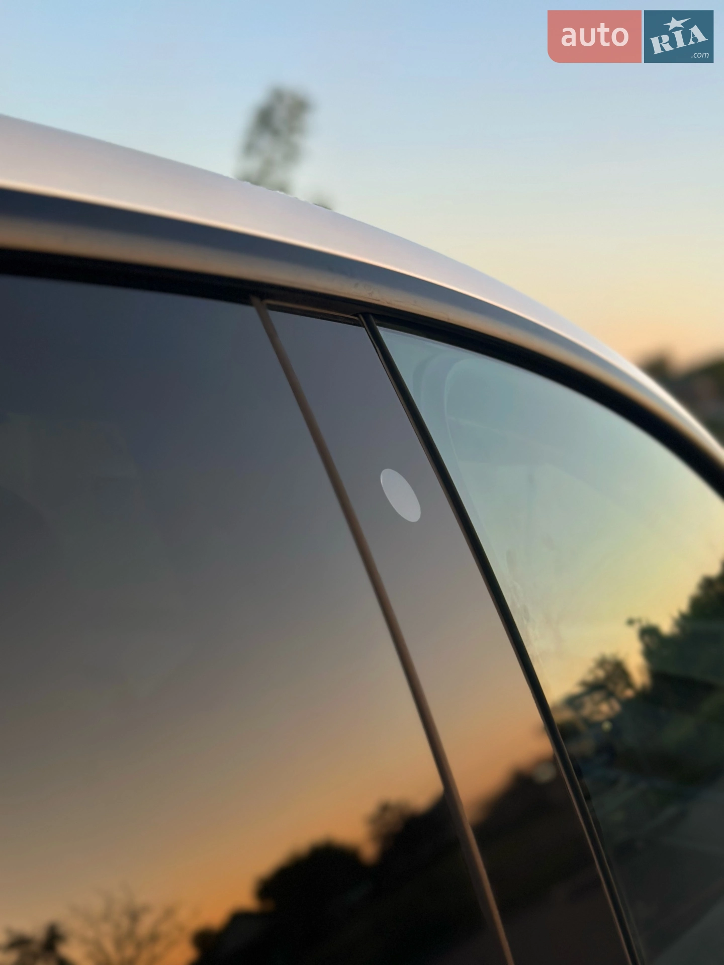 2020 Tesla Model Y - мініатюра 18