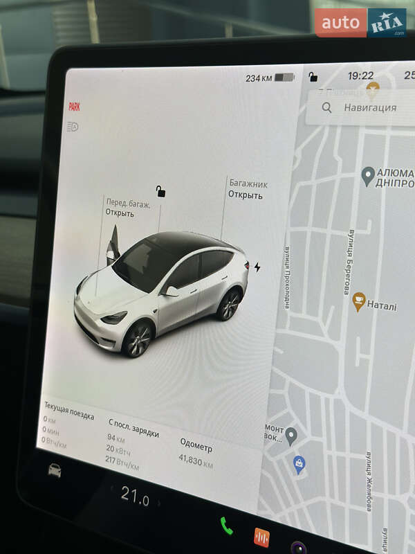 Внедорожник / Кроссовер Tesla Model Y 2020 в Днепре