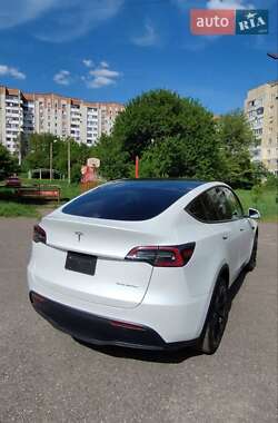 Внедорожник / Кроссовер Tesla Model Y 2023 в Львове