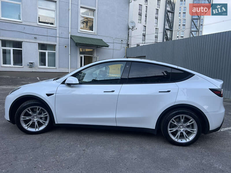 Внедорожник / Кроссовер Tesla Model Y 2022 в Львове