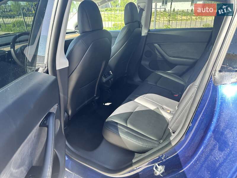 Внедорожник / Кроссовер Tesla Model Y 2020 в Буче