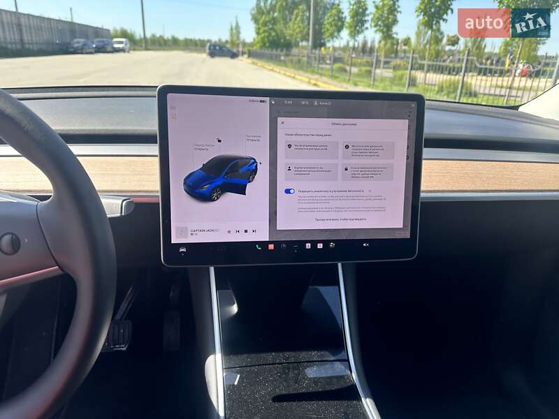 Позашляховик / Кросовер Tesla Model Y 2020 в Бучі