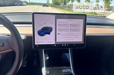 Позашляховик / Кросовер Tesla Model Y 2020 в Бучі