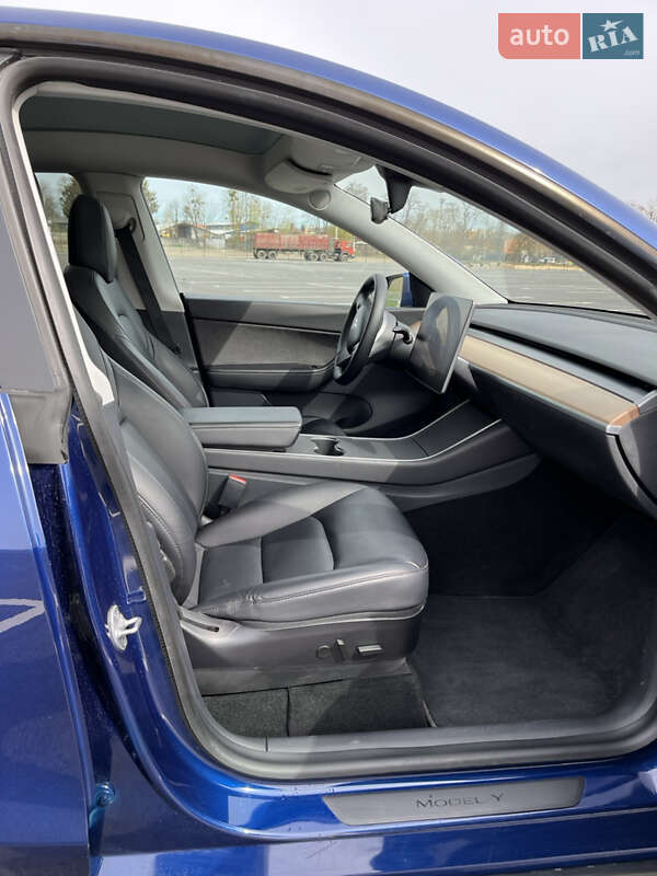 Внедорожник / Кроссовер Tesla Model Y 2020 в Виннице
