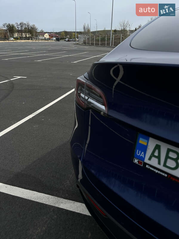 Внедорожник / Кроссовер Tesla Model Y 2020 в Виннице