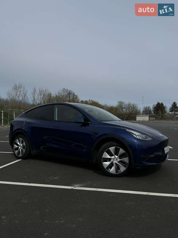 Внедорожник / Кроссовер Tesla Model Y 2020 в Виннице