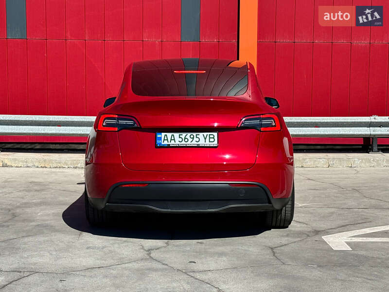 Позашляховик / Кросовер Tesla Model Y 2021 в Хмельницькому