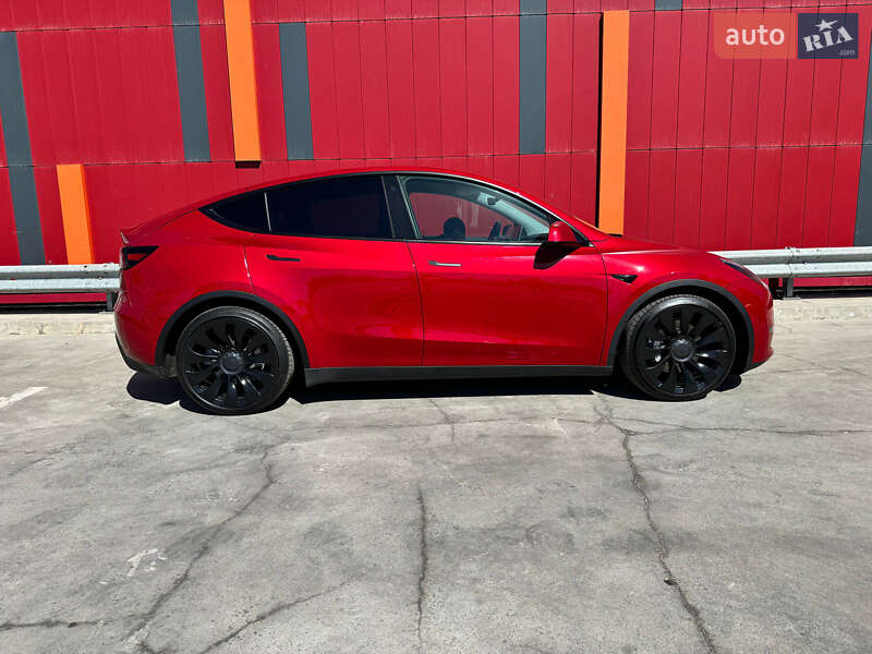 Позашляховик / Кросовер Tesla Model Y 2021 в Хмельницькому