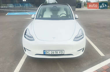 Внедорожник / Кроссовер Tesla Model Y 2021 в 