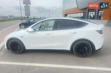 Внедорожник / Кроссовер Tesla Model Y 2021 в 