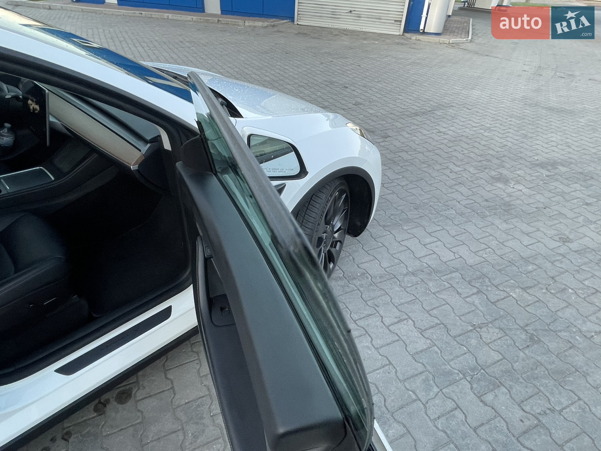 2022 Tesla Model Y - мініатюра 23