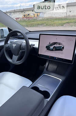 Позашляховик / Кросовер Tesla Model Y 2022 в Ізмаїлі