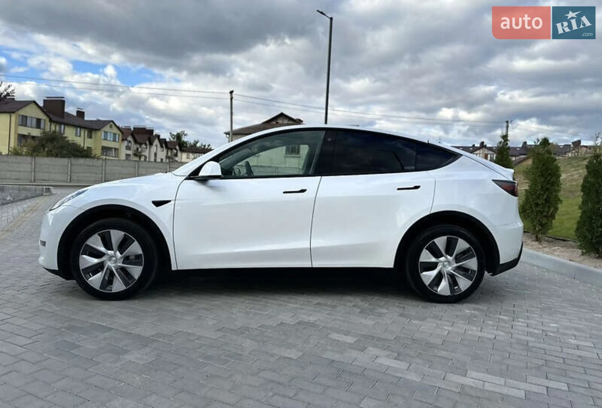 2023 Tesla Model Y - мініатюра 9