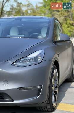 Внедорожник / Кроссовер Tesla Model Y 2022 в 