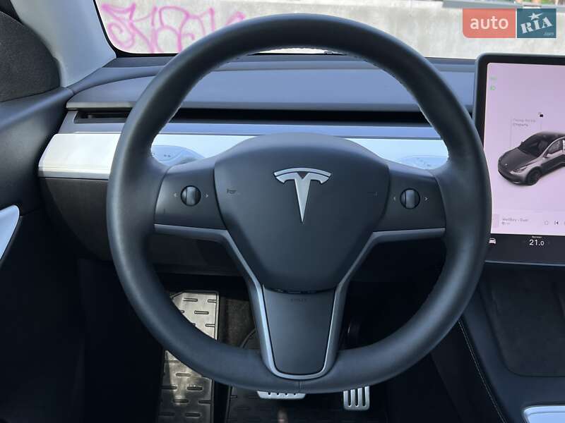 Внедорожник / Кроссовер Tesla Model Y 2022 в Киеве