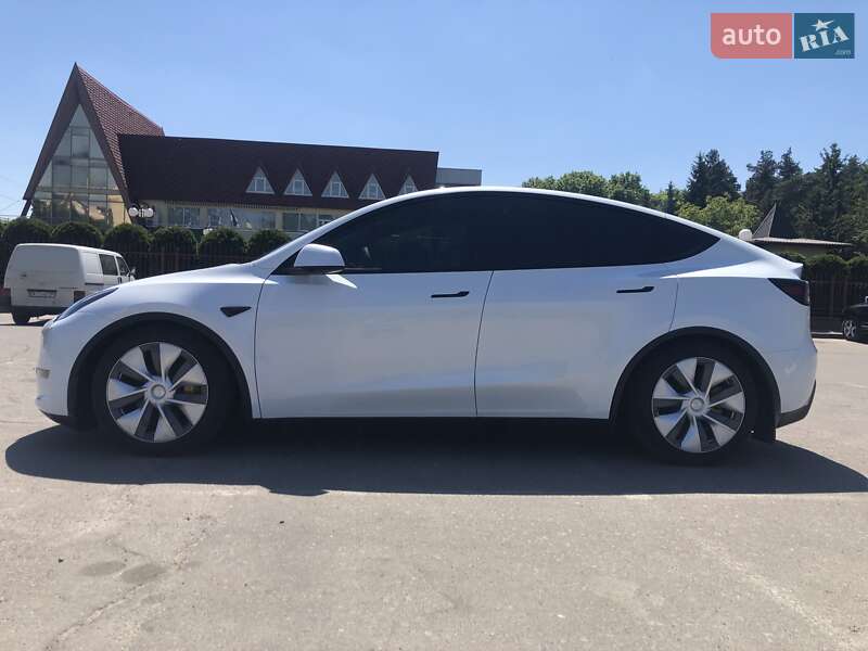 Внедорожник / Кроссовер Tesla Model Y 2023 в Белой Церкви