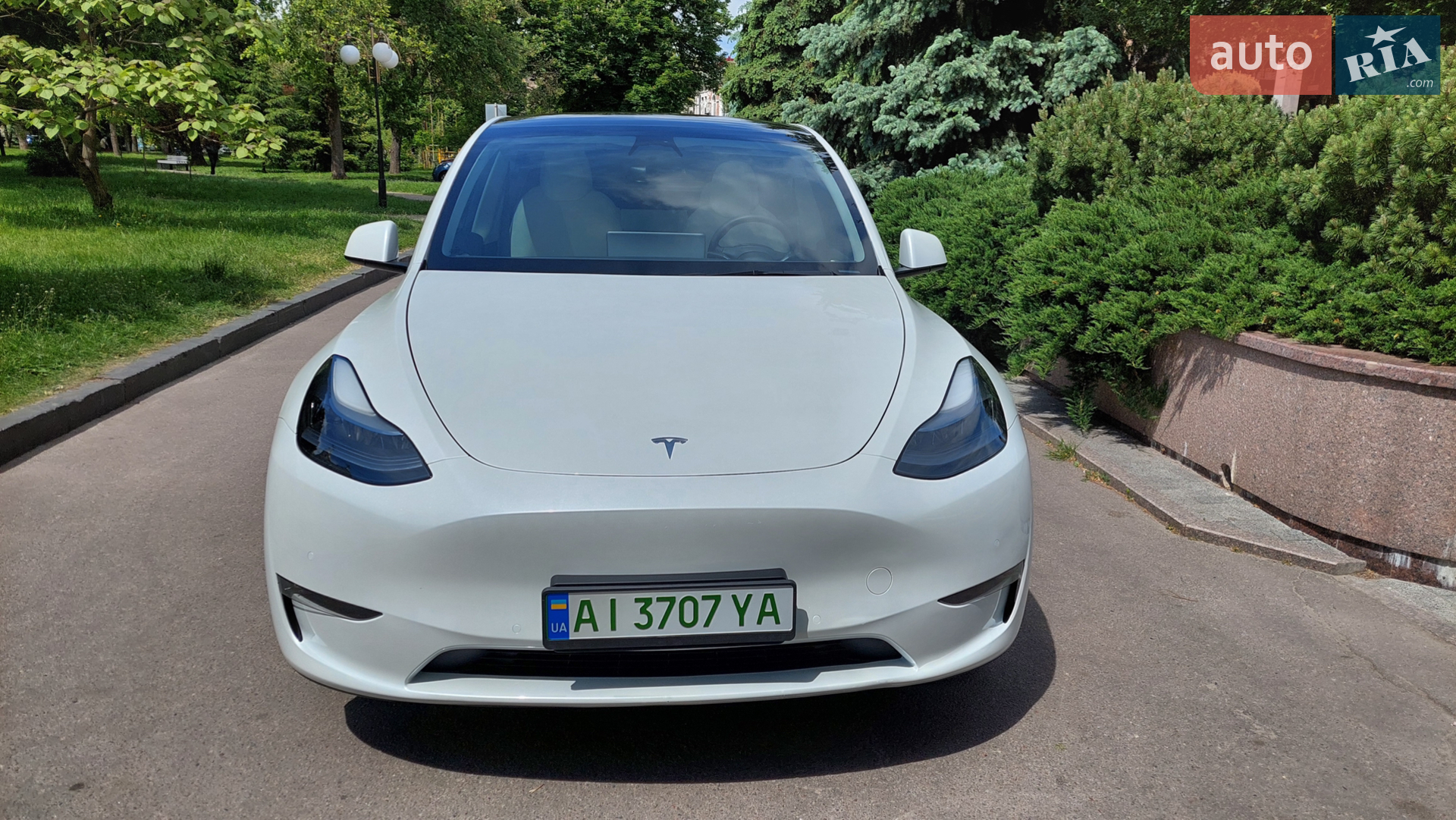 2022 Tesla Model Y - мініатюра 3