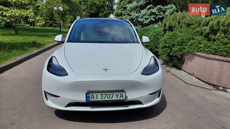Внедорожник / Кроссовер Tesla Model Y 2022 в Киеве