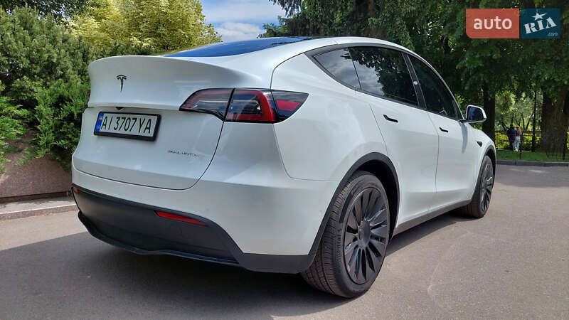 Внедорожник / Кроссовер Tesla Model Y 2022 в Киеве