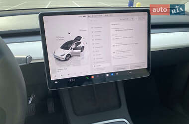 Внедорожник / Кроссовер Tesla Model Y 2022 в Киеве