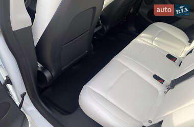 Внедорожник / Кроссовер Tesla Model Y 2022 в 