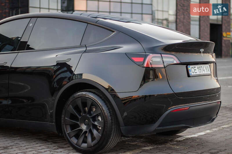Внедорожник / Кроссовер Tesla Model Y 2023 в Хусте