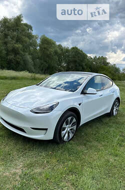 Позашляховик / Кросовер Tesla Model Y 2023 в Львові