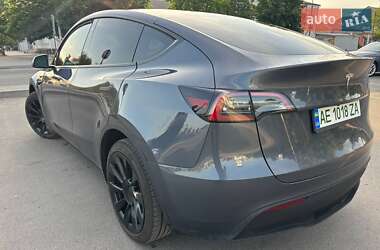 Позашляховик / Кросовер Tesla Model Y 2023 в Новомосковську