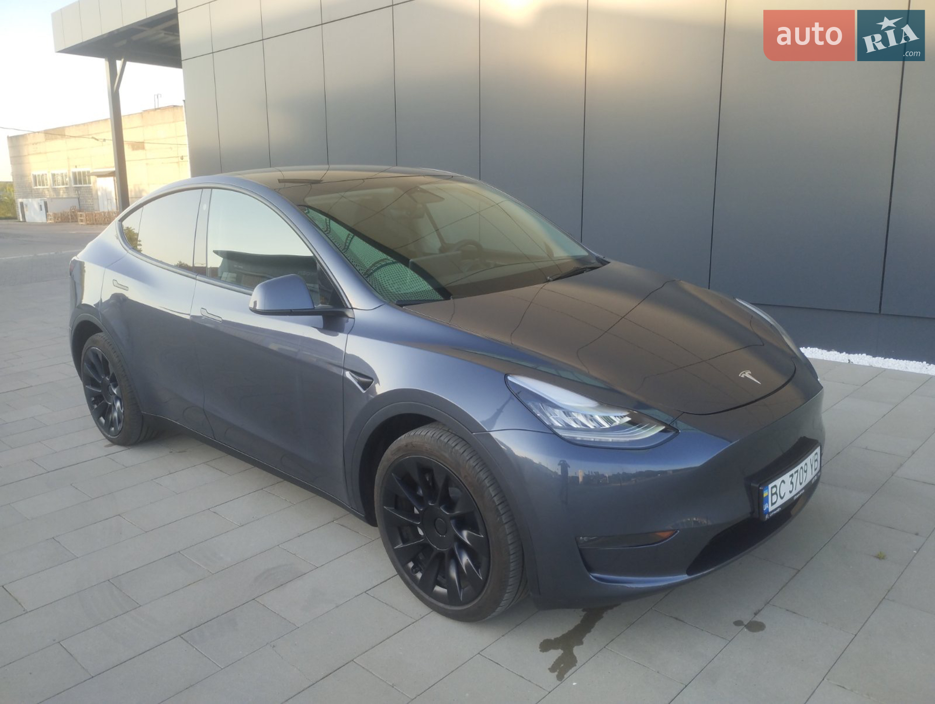 2023 Tesla Model Y - мініатюра 2
