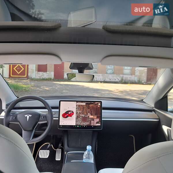 Позашляховик / Кросовер Tesla Model Y 2022 в Смілі фото 6 Позашляховик / Кросовер Tesla Model Y 2022 в Смілі