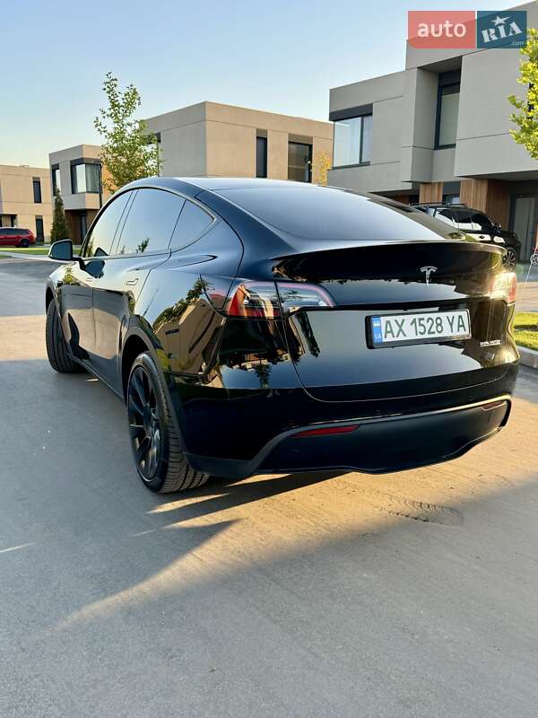 Внедорожник / Кроссовер Tesla Model Y 2022 в Днепре