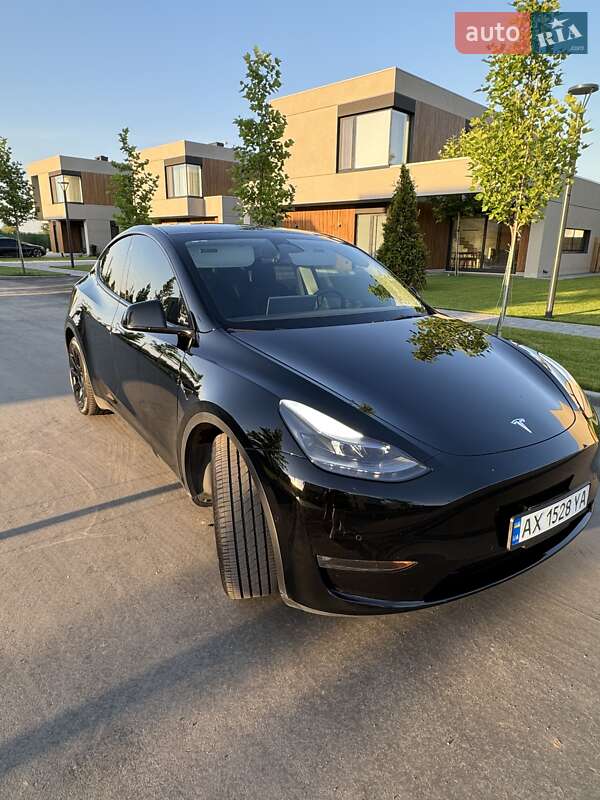 Внедорожник / Кроссовер Tesla Model Y 2022 в Днепре