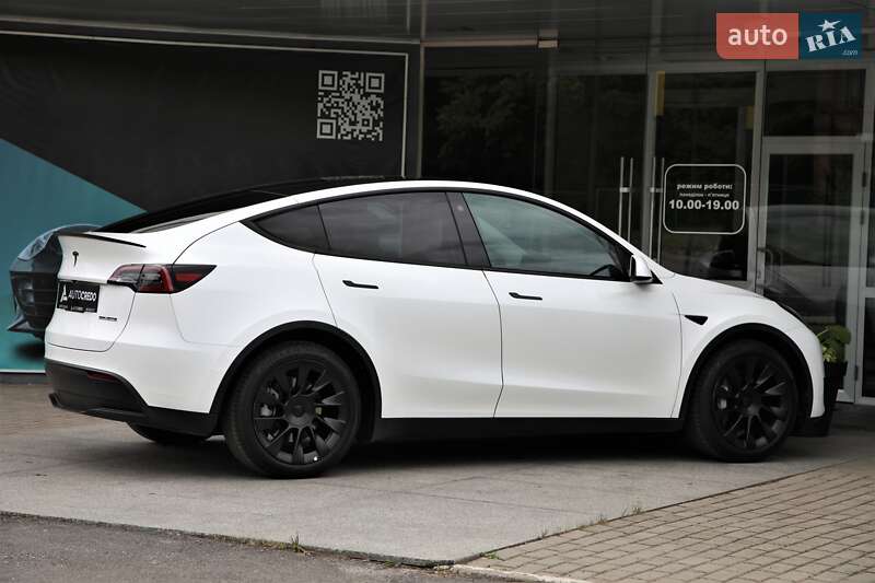 Внедорожник / Кроссовер Tesla Model Y 2021 в Харькове