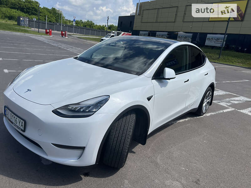 Позашляховик / Кросовер Tesla Model Y 2022 в Рівному