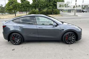 Позашляховик / Кросовер Tesla Model Y 2023 в Дніпрі