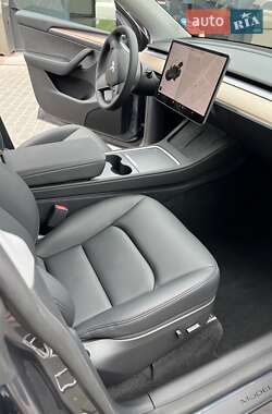 Внедорожник / Кроссовер Tesla Model Y 2023 в Днепре
