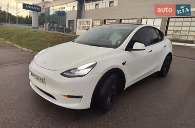 Позашляховик / Кросовер Tesla Model Y 2021 в 